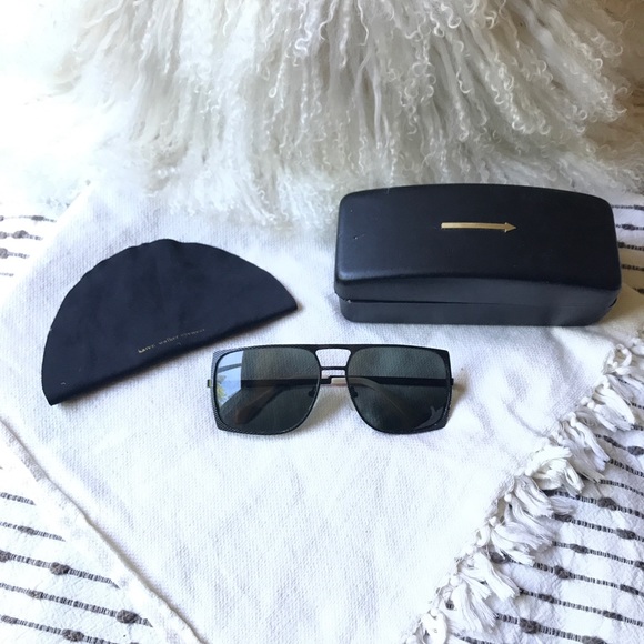 Karen Walker Dylan Aviators - Picture 1 of 8